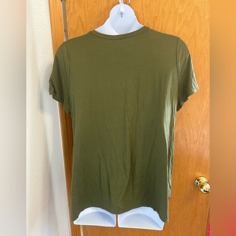 Alfani olive green tee Size 2X - Picture 4 of 7
